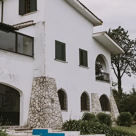 فندق مبيت وإفطار Il Pettirosso 3*