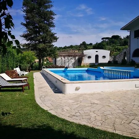 Il Pettirosso Bed and breakfast